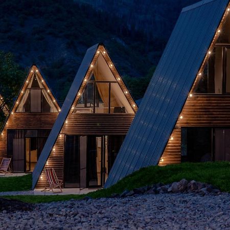 Landhaus ボルジョミ エクステリア 写真