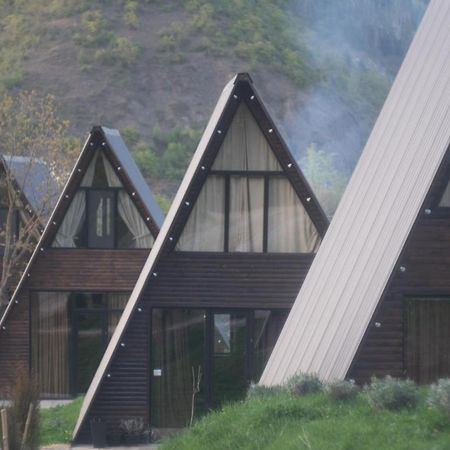 Landhaus ボルジョミ エクステリア 写真