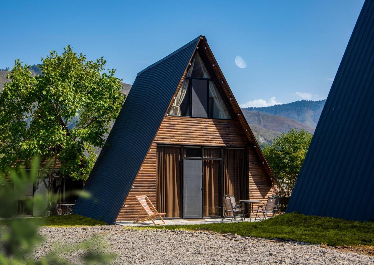 Landhaus ボルジョミ エクステリア 写真