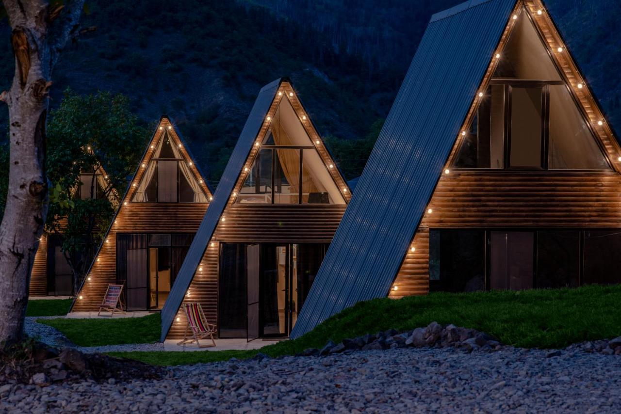 Landhaus ボルジョミ エクステリア 写真