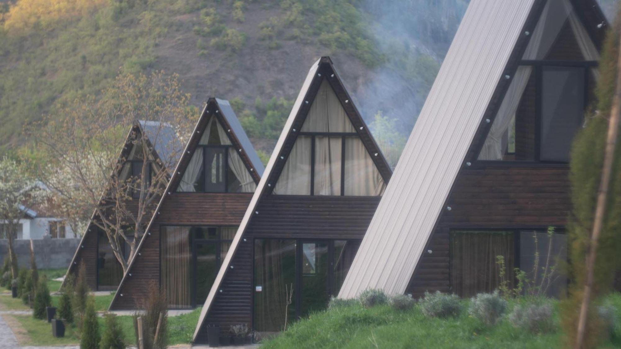 Landhaus ボルジョミ エクステリア 写真